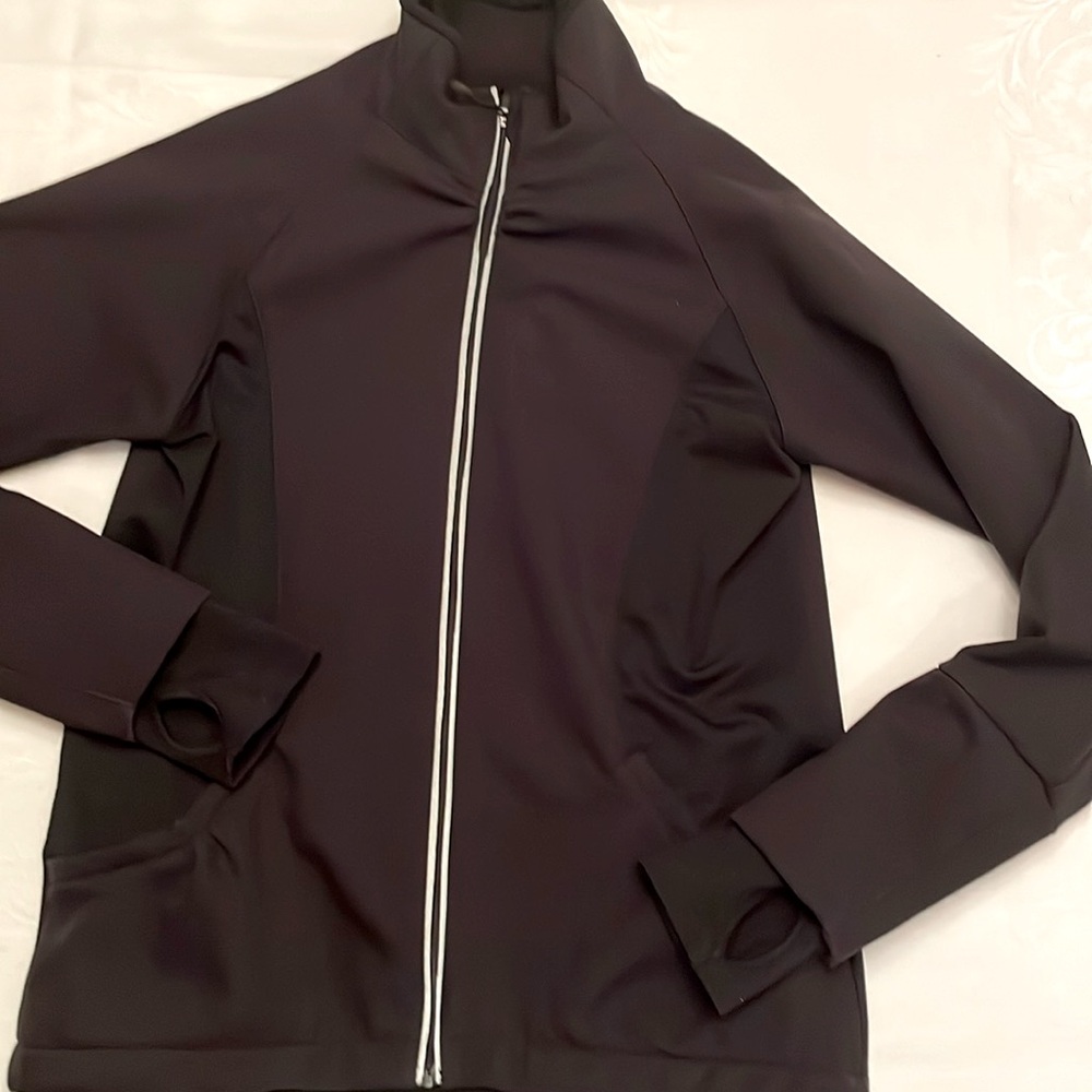 Title nine women’s winter running/hiking/outdoor technical jacket